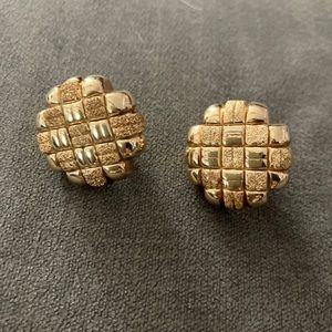 Brand New V. Mark Italy 925 Sterling Silver Gold Colored Weave W/Omega Back